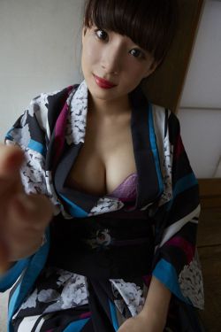 美乳人体